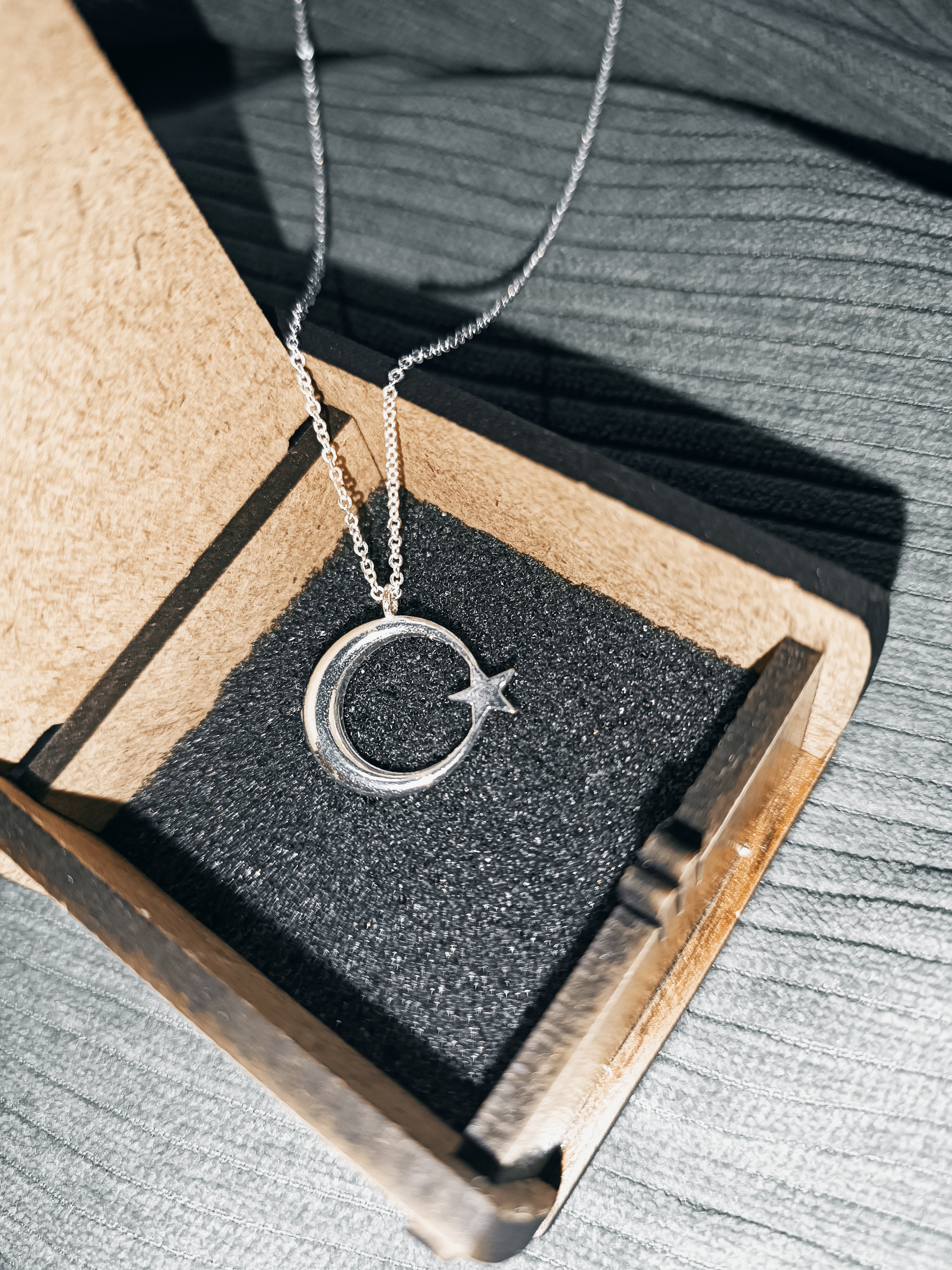 925 Ayar Gümüş Kaplama Ay Yıldız Kolye