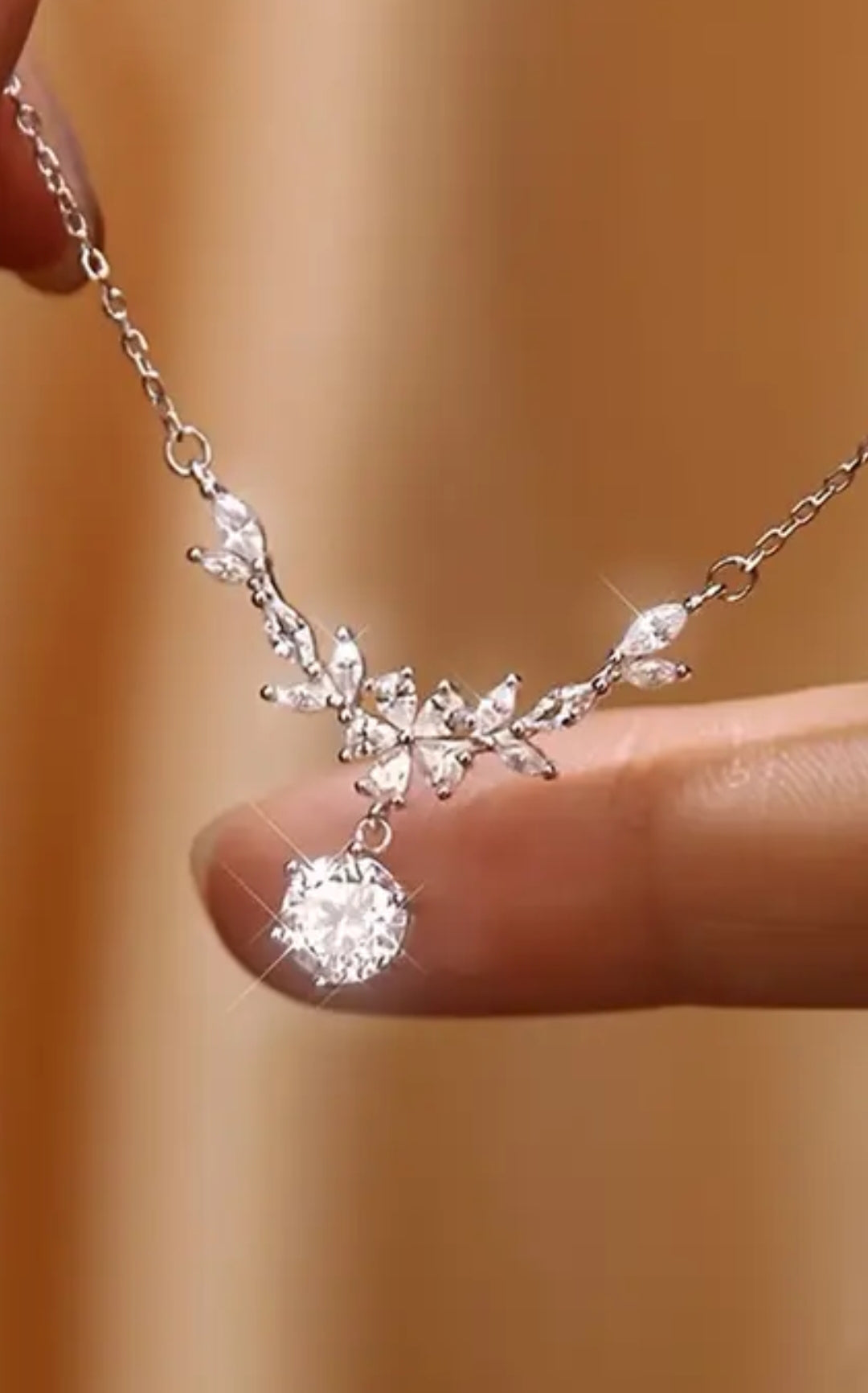 925 GÜMÜŞ ZİRKANYUM KOLYE